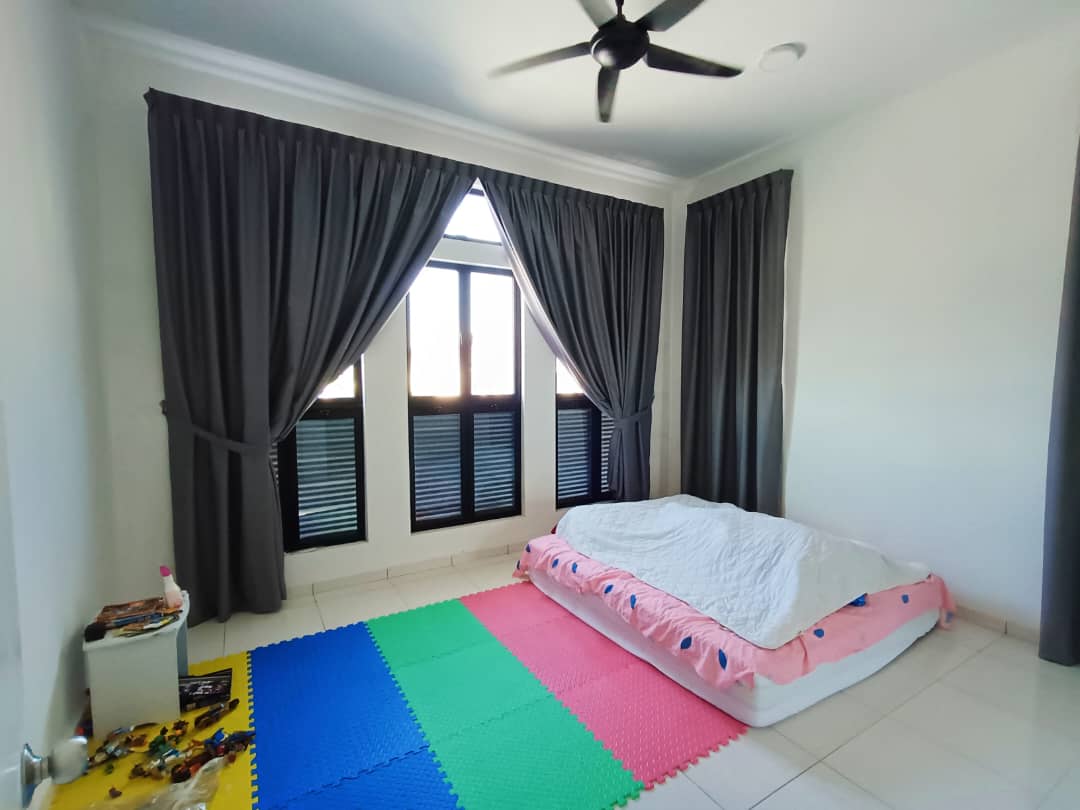 TT250621-005S – Terrace House @ Eco Tropics, Kota Masai (15) blank