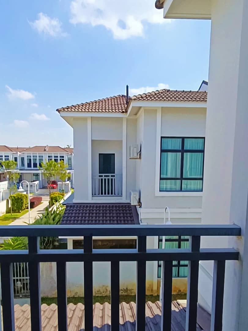 TT250621-005S – Terrace House @ Eco Tropics, Kota Masai (8) blank