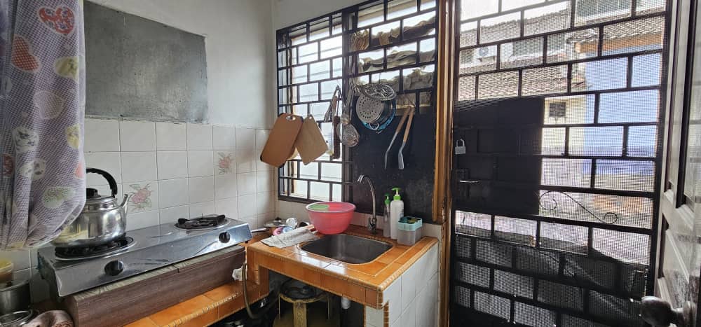 TT250621-010S – Single Storey Terrace House @ Taman Kempas (4) blank