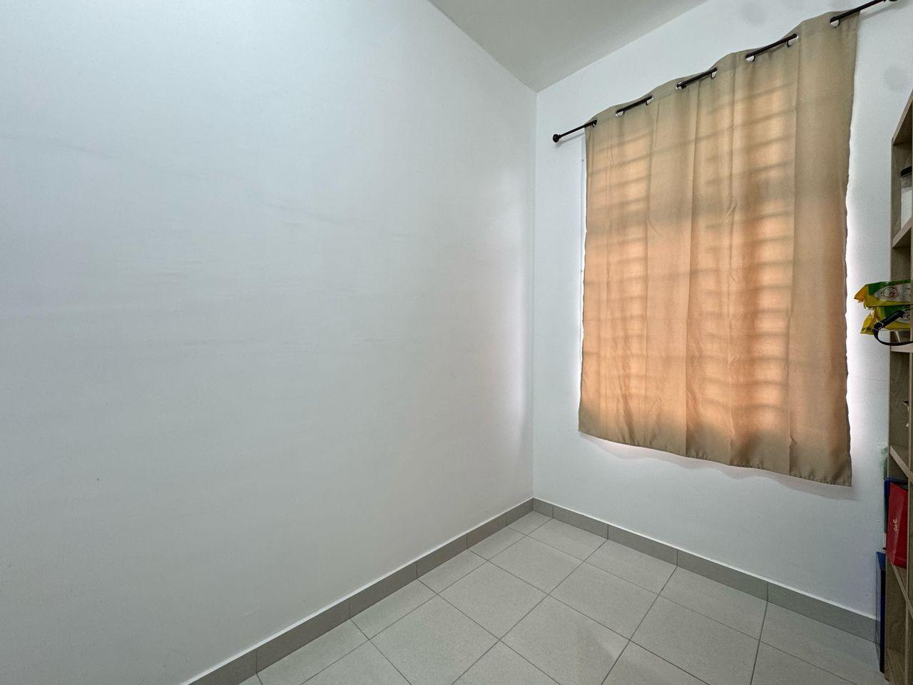 TT26047S (2) blank
